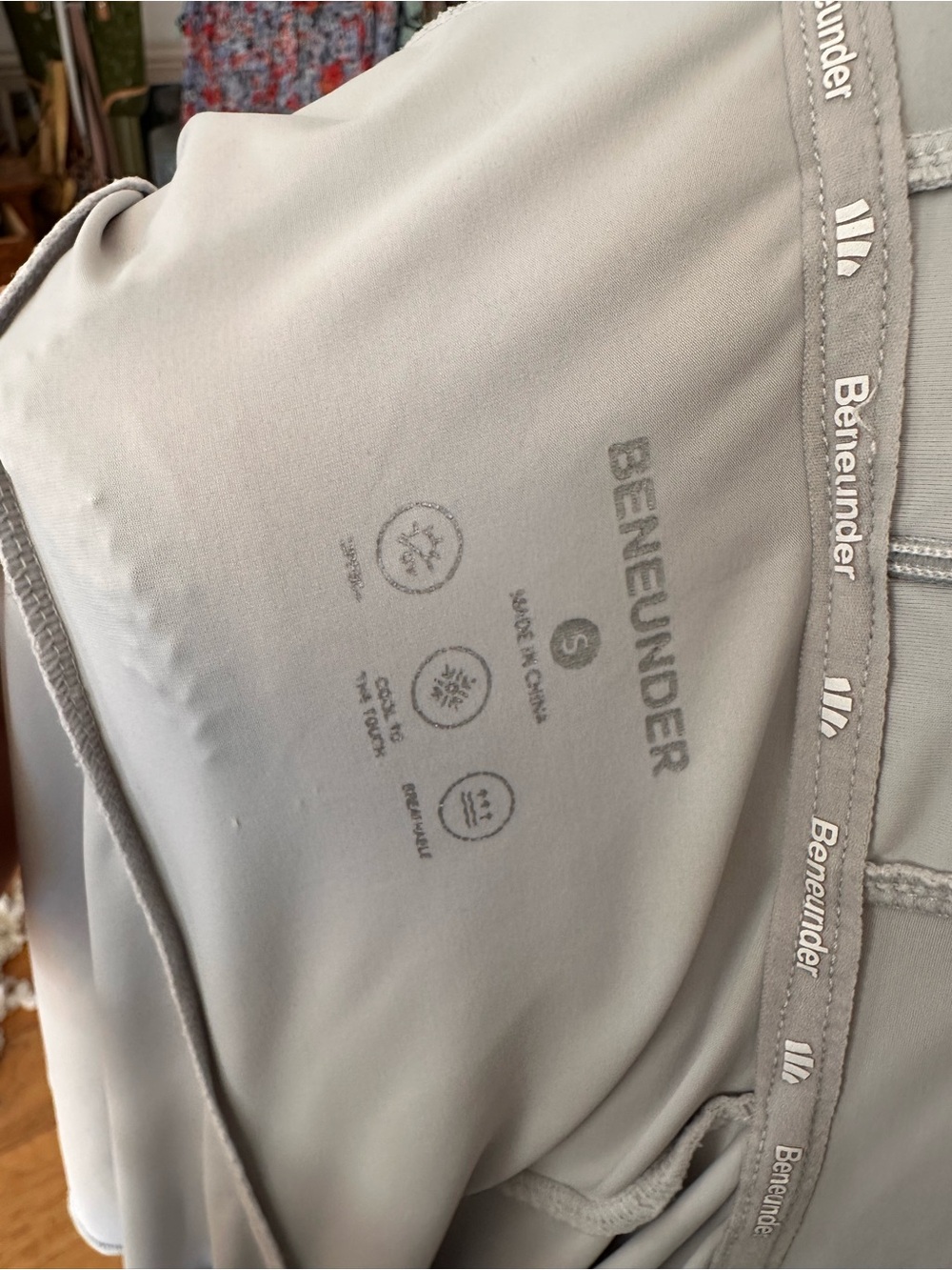 Beneunder AirLoop Lightweight Sun Protection Jacket - Picture 8 of 13
